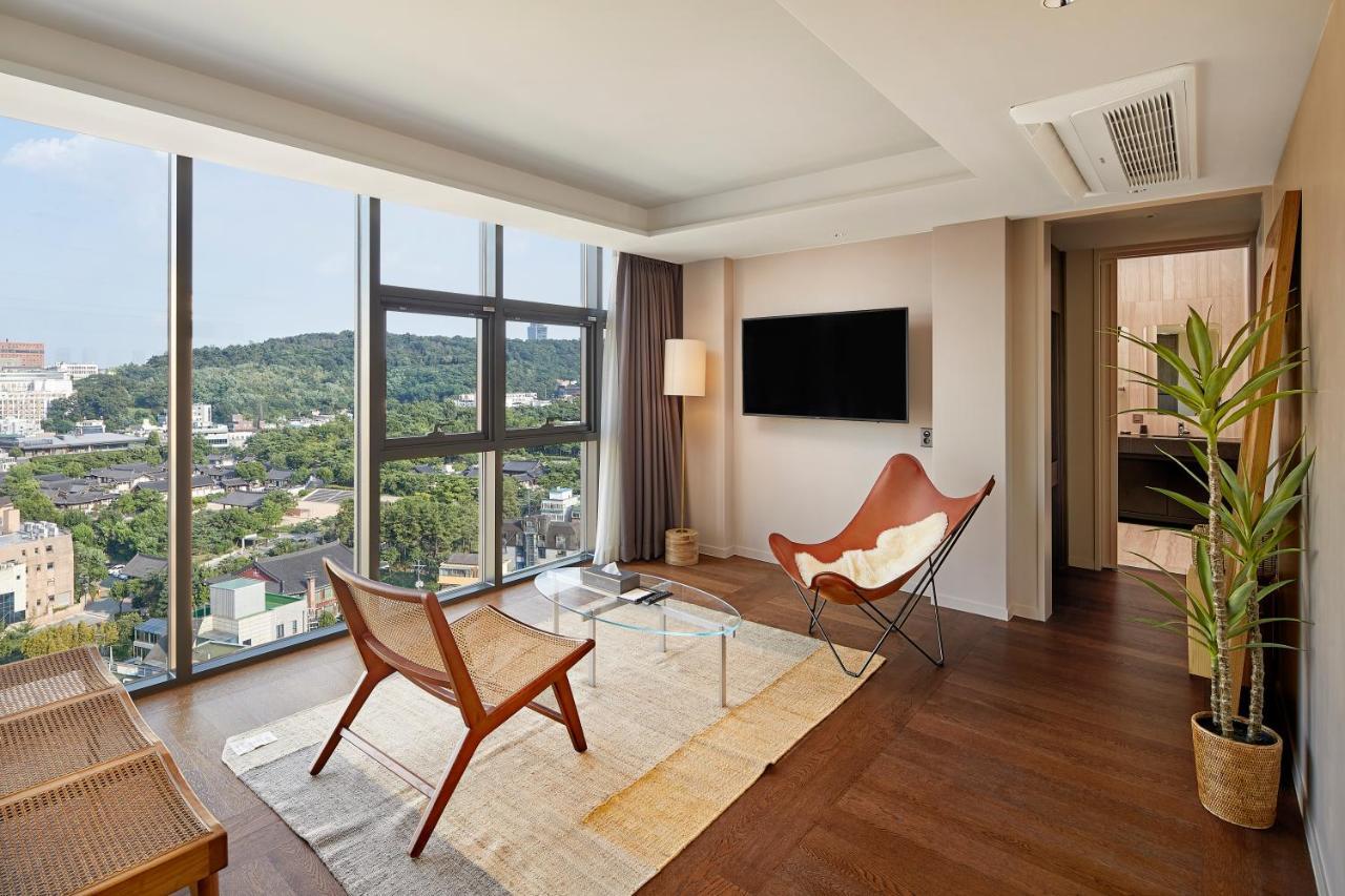 เจมส์ จอยซ์ คอฟฟีเทล เอลิต โซล  Hotel ภายนอก รูปภาพ
