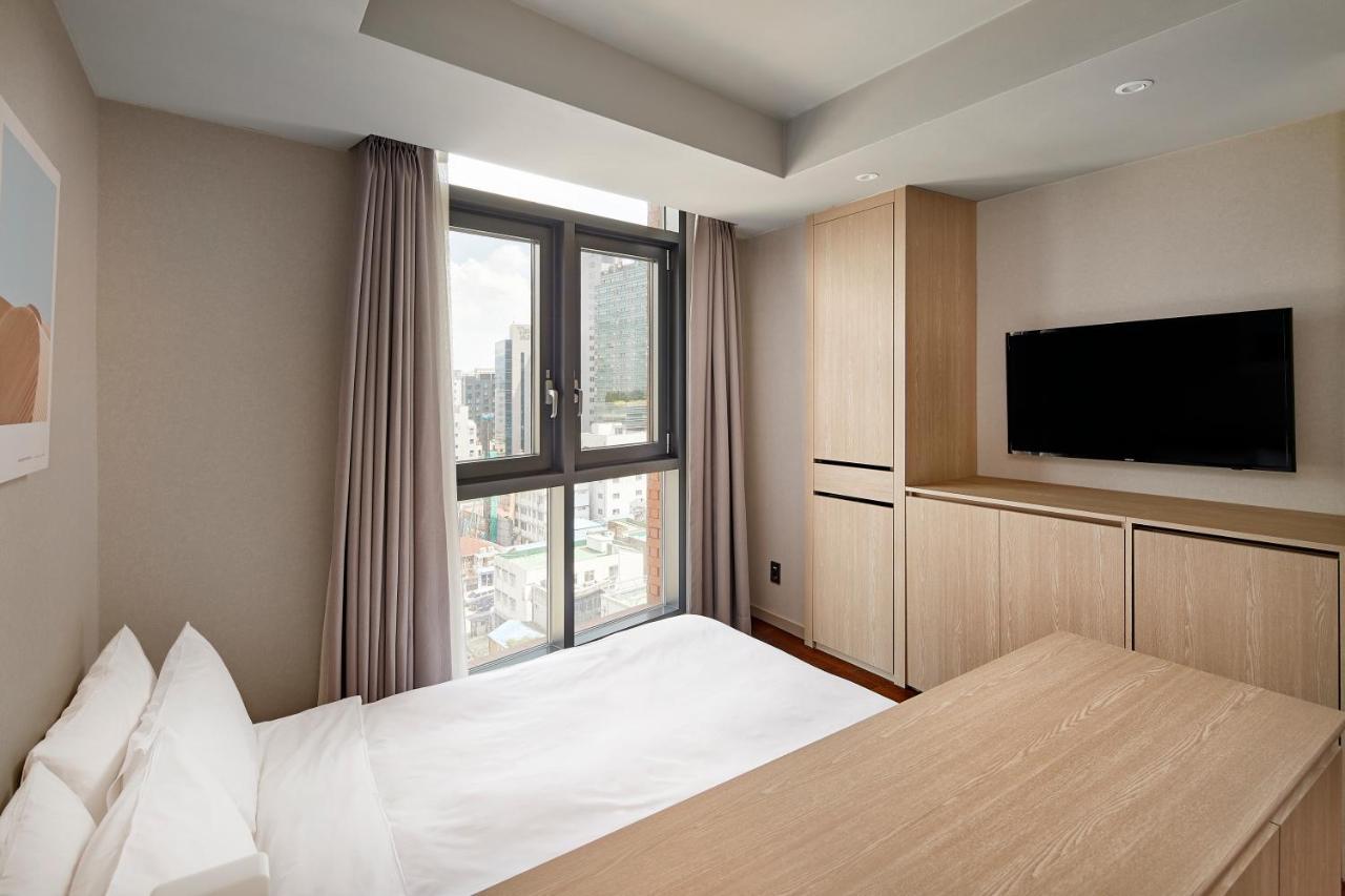 เจมส์ จอยซ์ คอฟฟีเทล เอลิต โซล  Hotel ภายนอก รูปภาพ